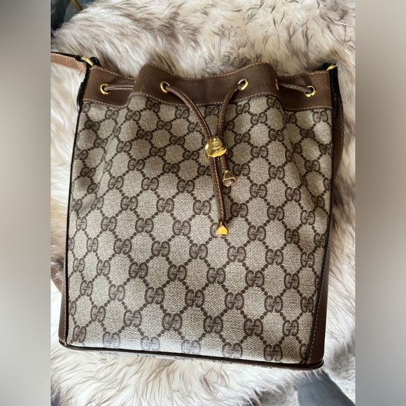 Gucci Ophidia Bucket Bag - Picture 9 of 16